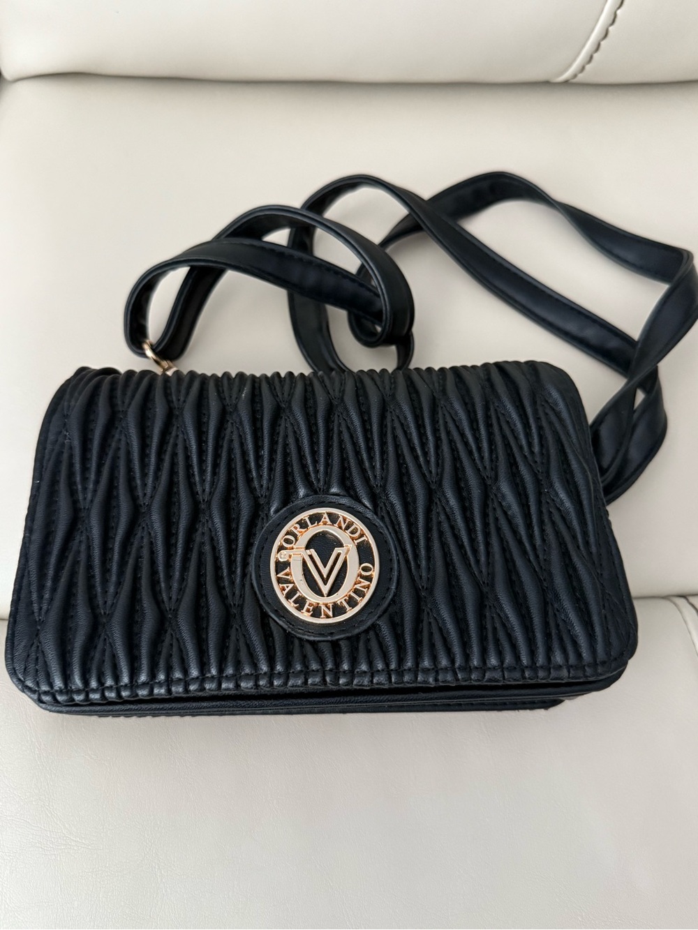 Valentino Orlandi
Black Wavy Quilted Crossbody 
Bag Purse NWOT - Picture 9 of 10